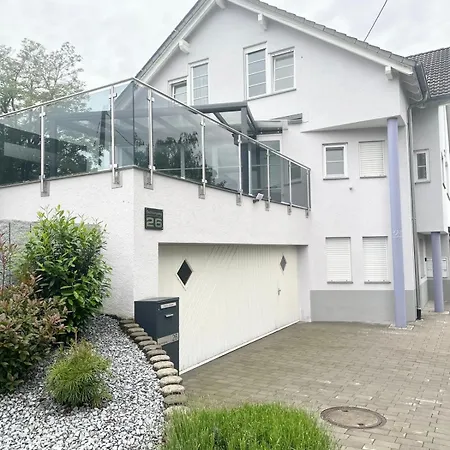 Flexible, Schoene Und Gut Aussehende Feriensuite