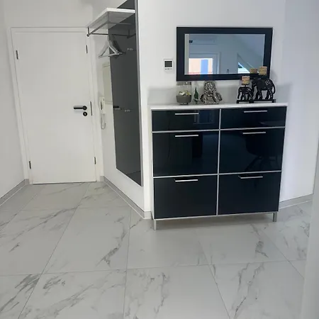 Flexible, Schoene Und Gut Aussehende Feriensuite