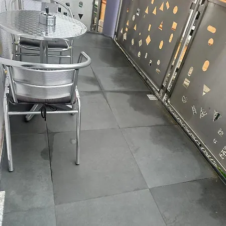 Moderne Feriensuite Apartmán *